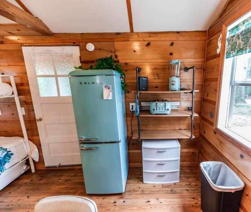 Big Blue Lake Cottages, Llc - Cottage #5 Holton Екстериор снимка
